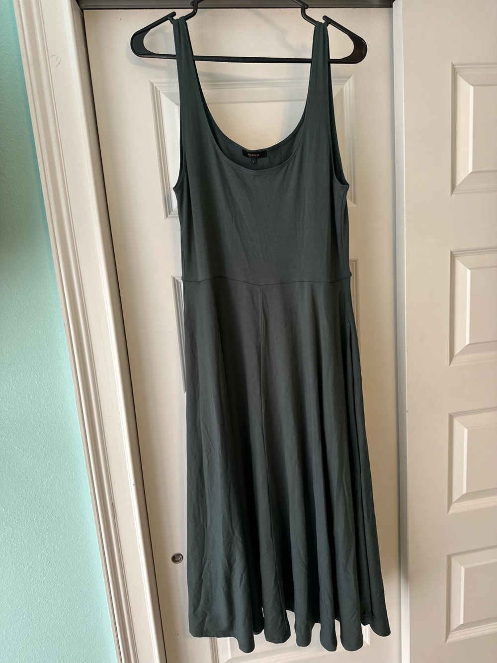 Quince Tencel Jersey Fit & Flare Midi Dress w/Pockets Women’s L Dark Olive NWOT